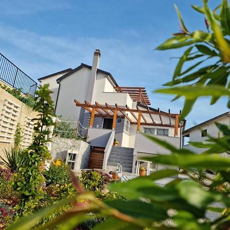 Apartman Luce Lägenhet Brzac Exteriör bild