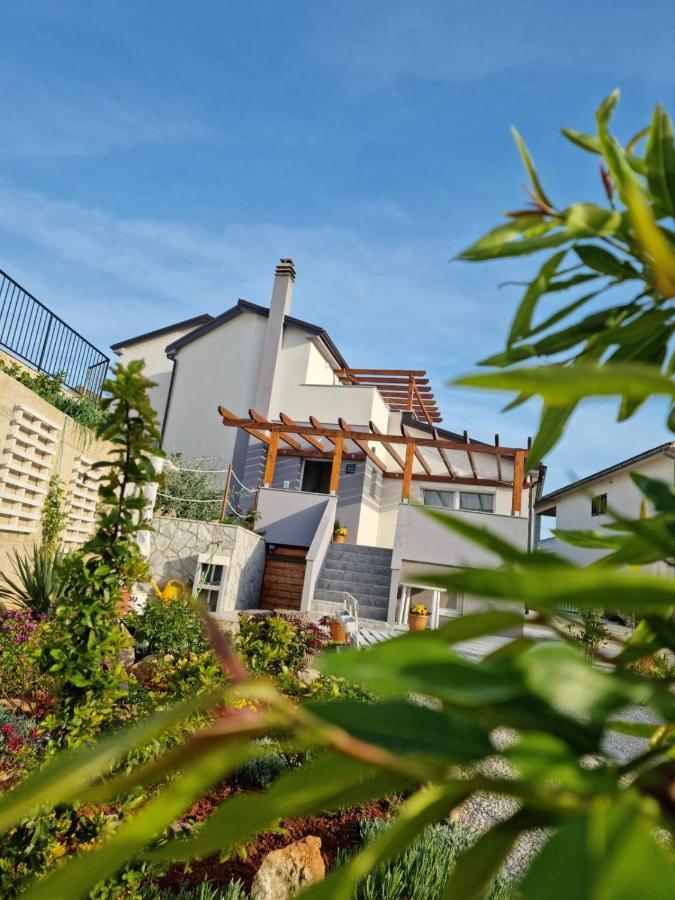 Apartman Luce Lägenhet Brzac Exteriör bild
